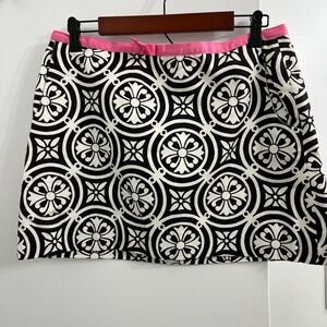 Black and White Mini A-Line Skirt for Casual Resort Wear Size 12